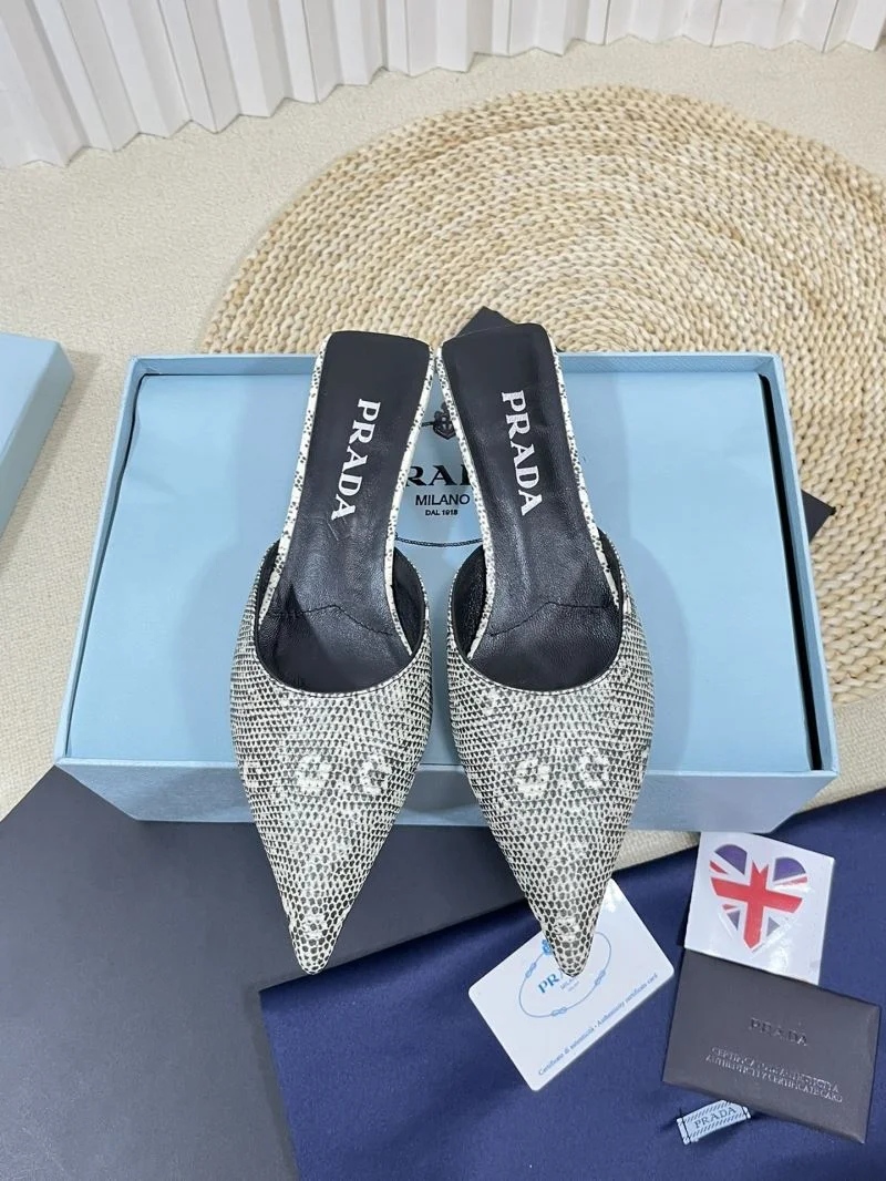 Prada Slippers Youthful 34491