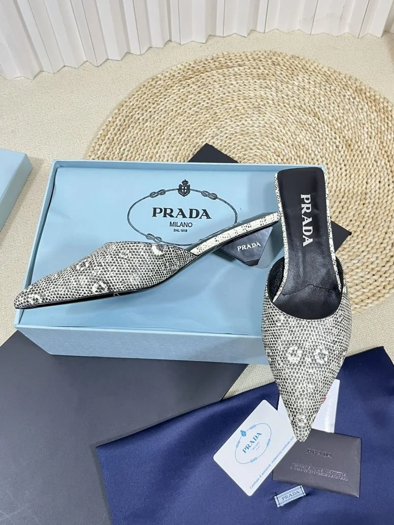 Prada Slippers Youthful 34491