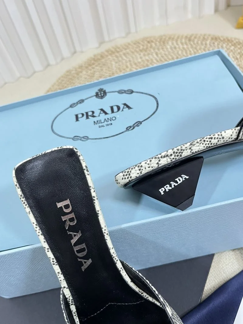 Prada Slippers Youthful 34491