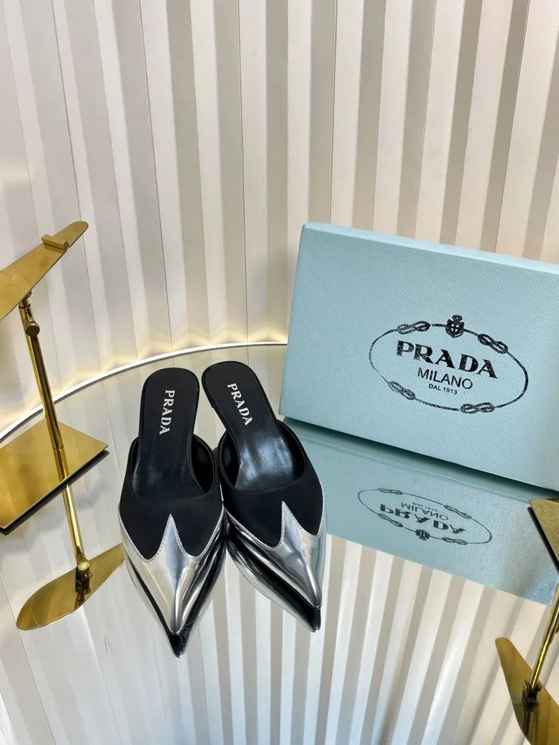 Prada Slippers Youthful 34452