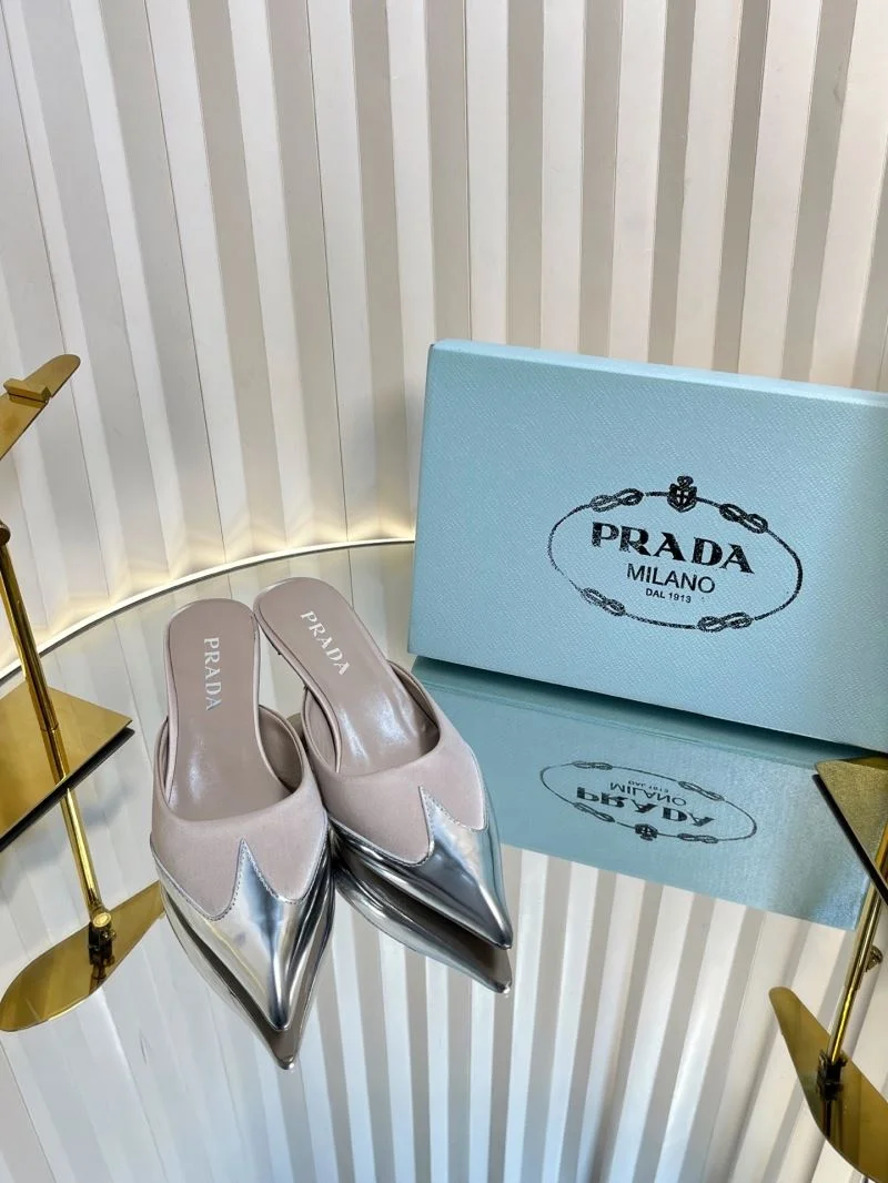 Prada Slippers Trendsetting 34471