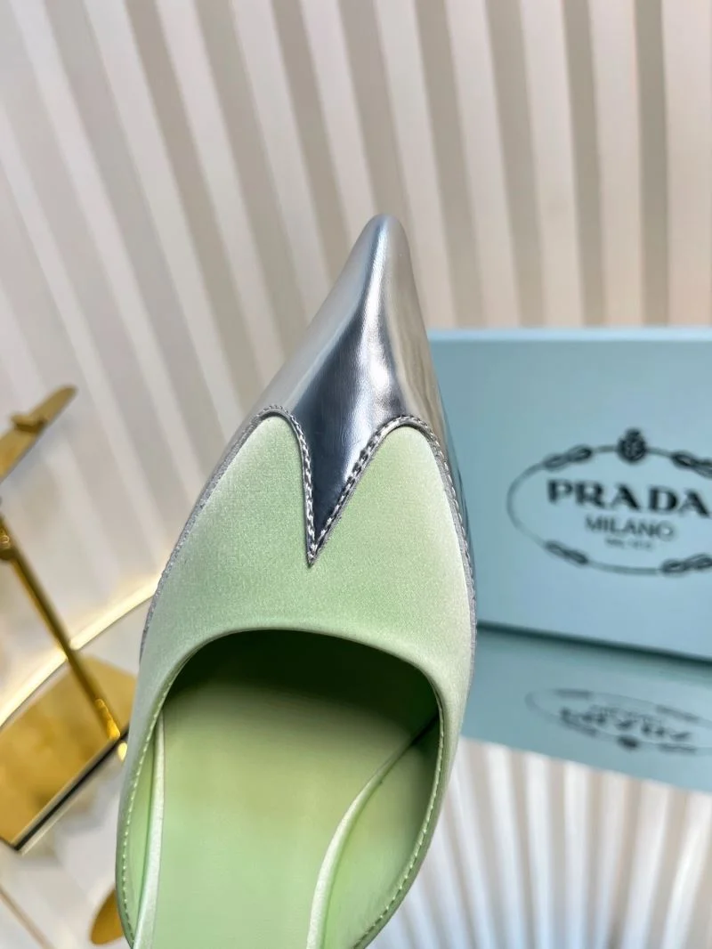 Prada Slippers WellDesigned 34465