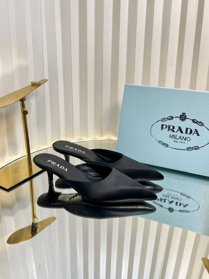 Prada Slippers Durable 34461