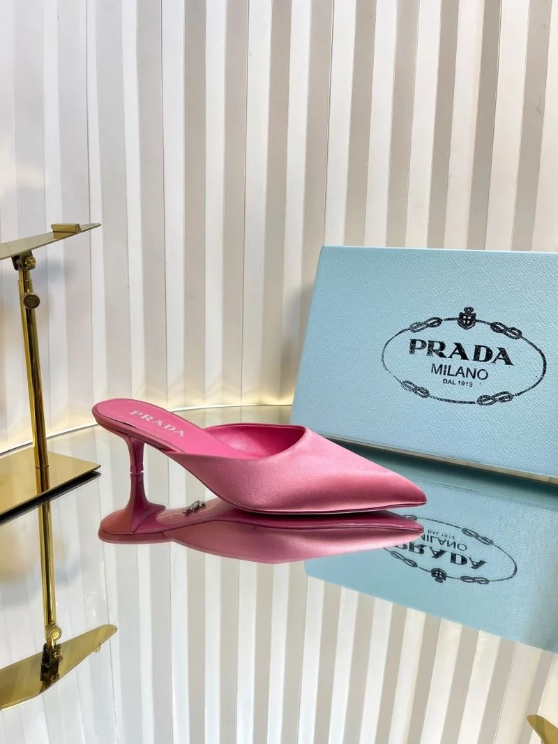 Prada Slippers Unique 34475