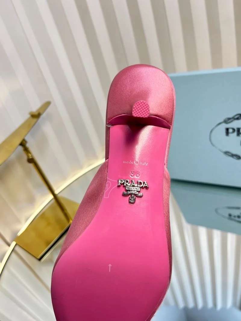 Prada Slippers Unique 34475