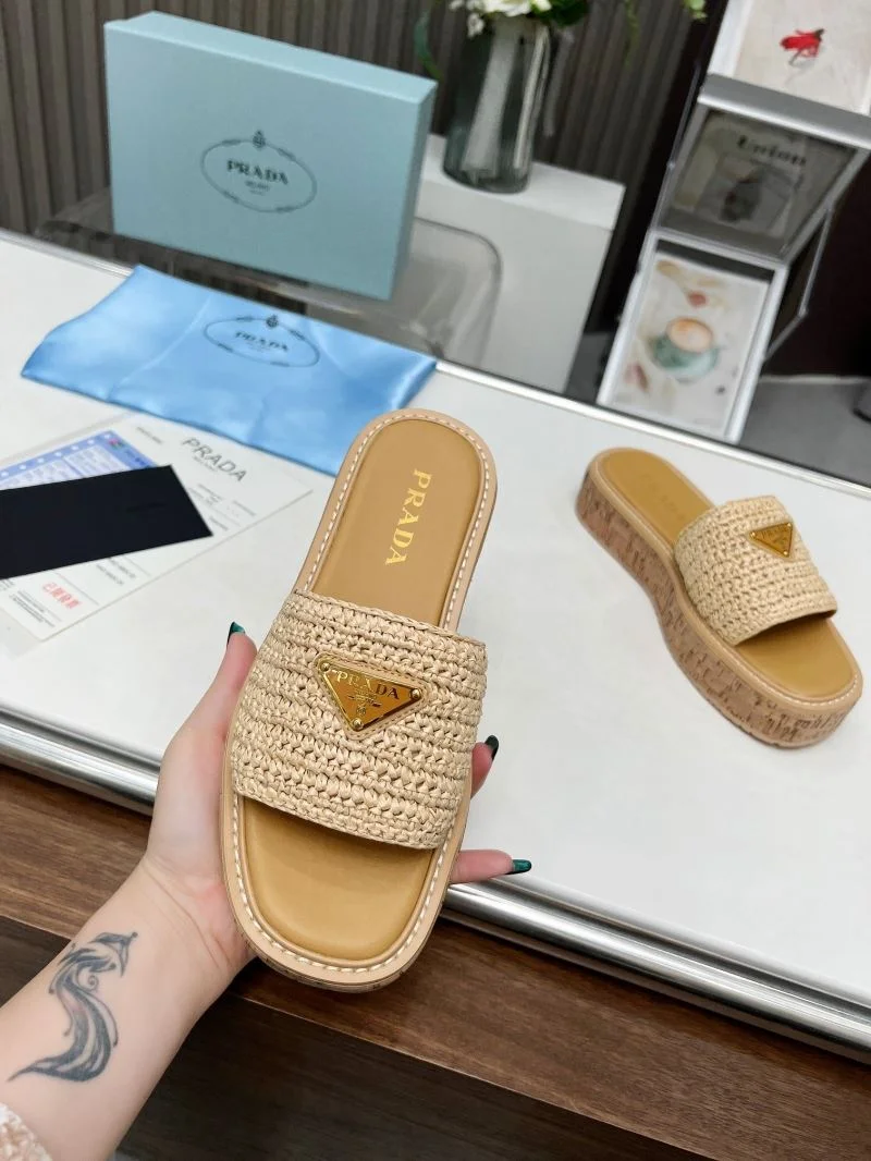 Breathable Prada Slippers 34453