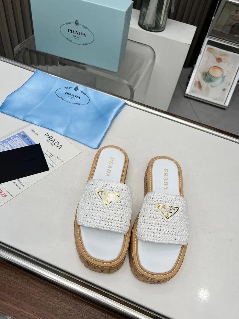 Breathable Prada Slippers 34455