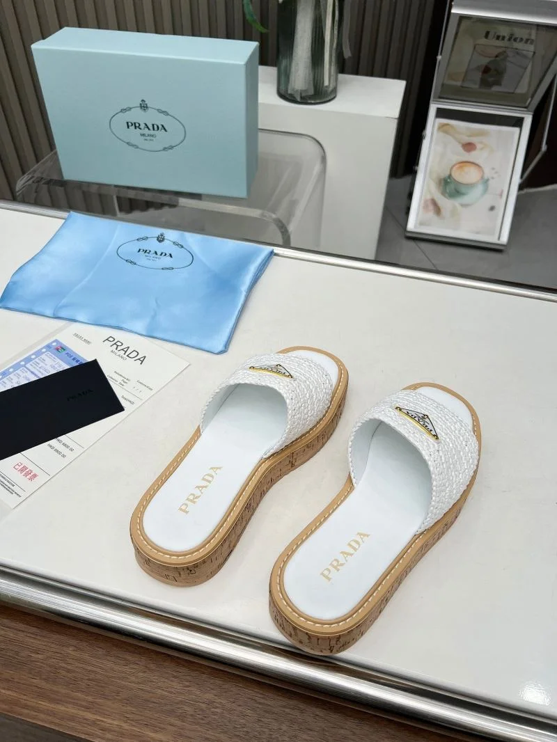 Breathable Prada Slippers 34455