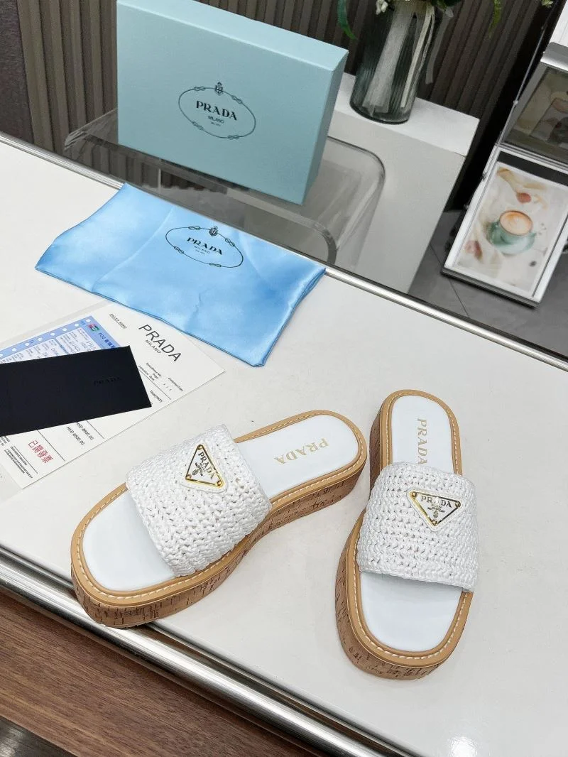 Breathable Prada Slippers 34455