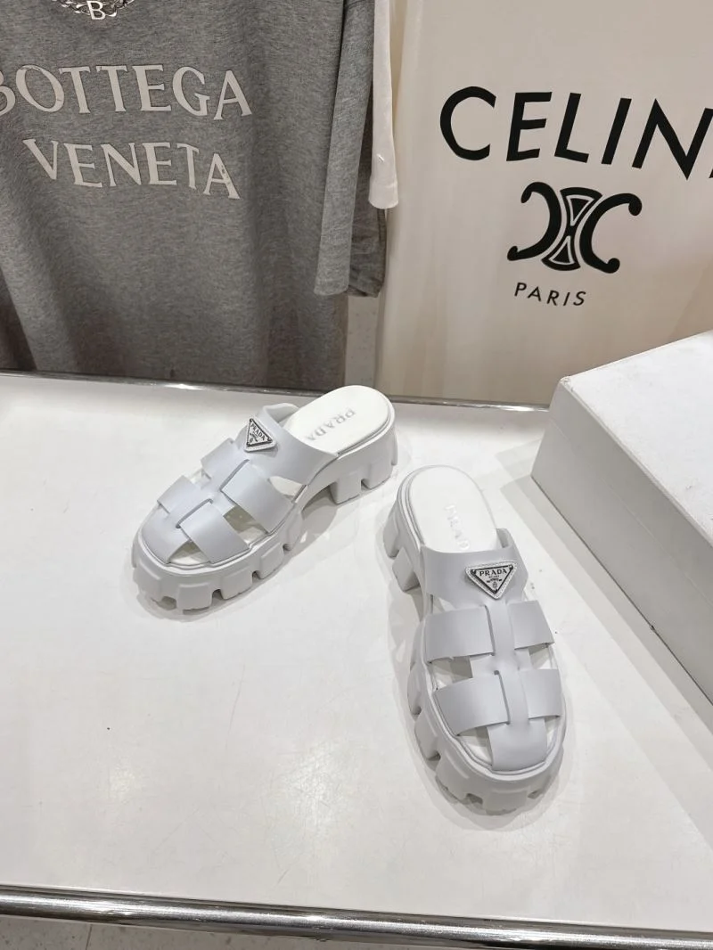 Prada Slippers Minimalist 34451