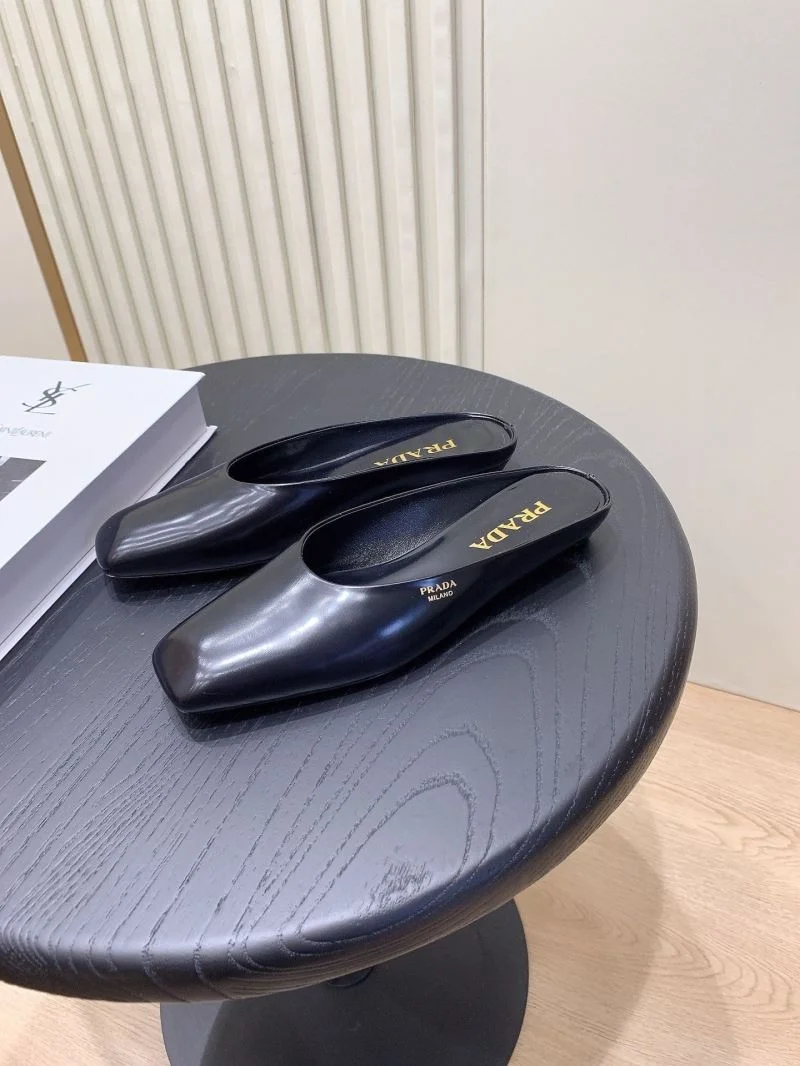 Prada Slippers Comfortable 34040