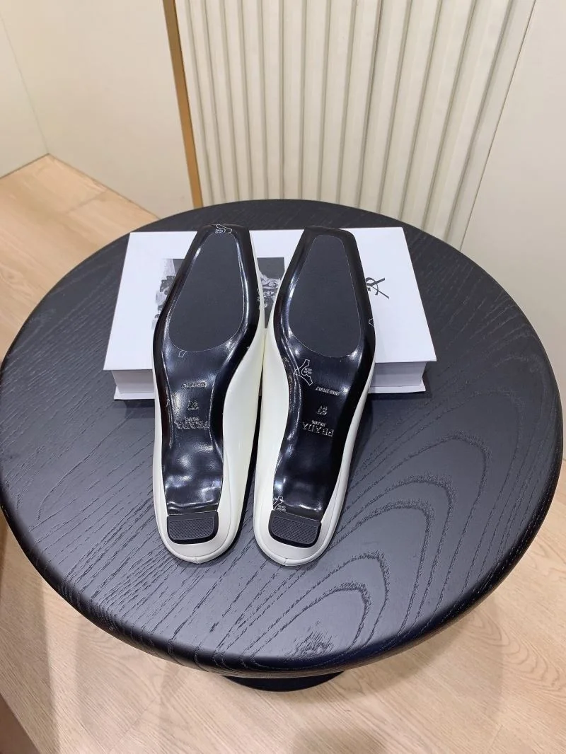 Packable Prada Slippers 34042