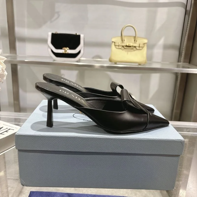 Prada Slippers Unique 34044