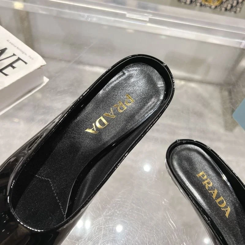 Prada Slippers Minimalist 34049