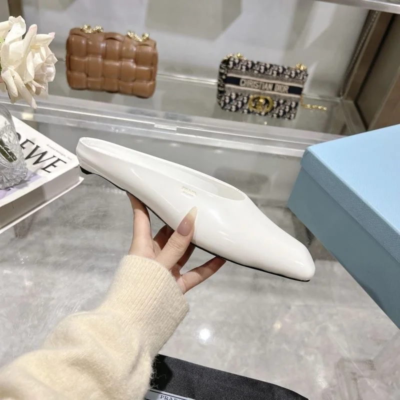Flexible Prada Slippers 34058