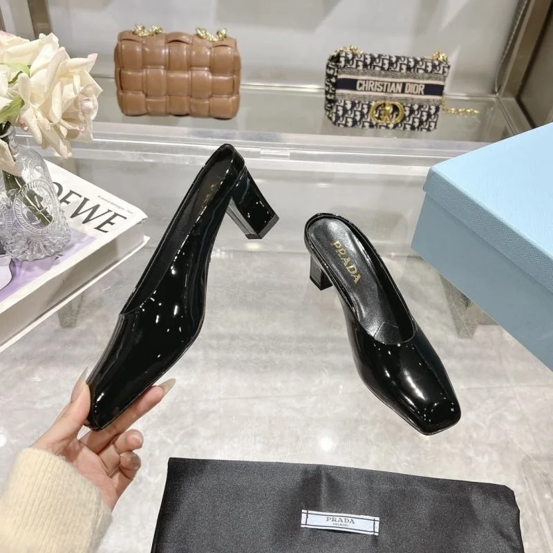 Prada Slippers Refined 34054