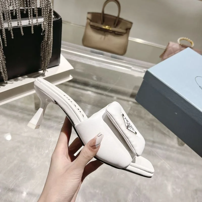 Prada Slippers Elegant 34031