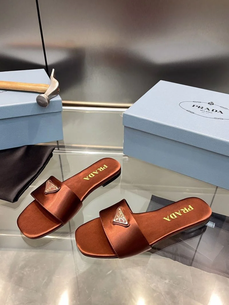 Flexible Prada Slippers 34033