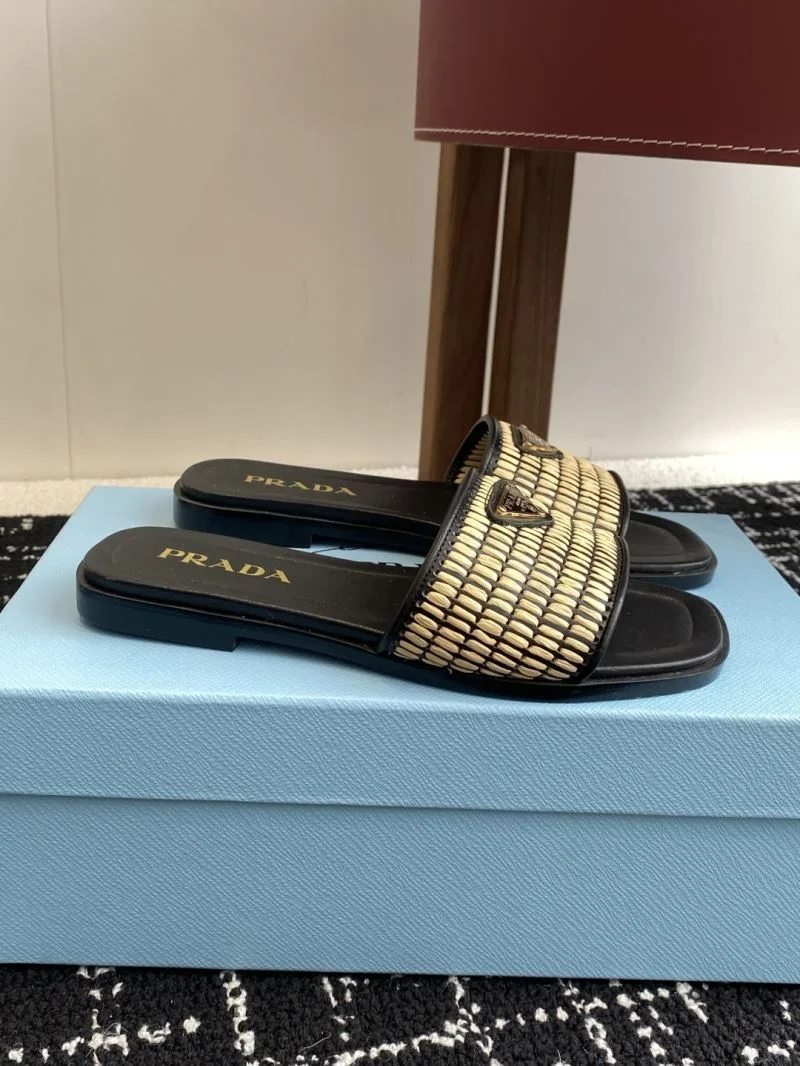 Prada Slippers Attractive 34023