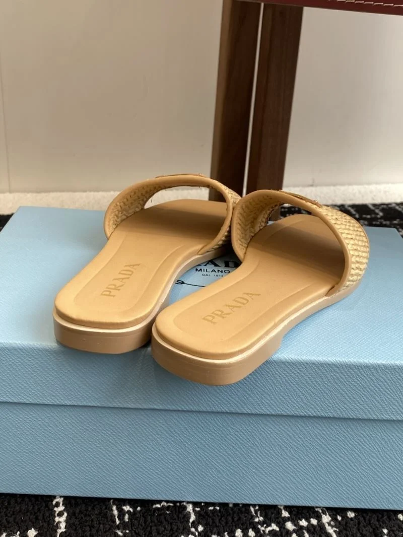 Prada Slippers Trendsetting 34025