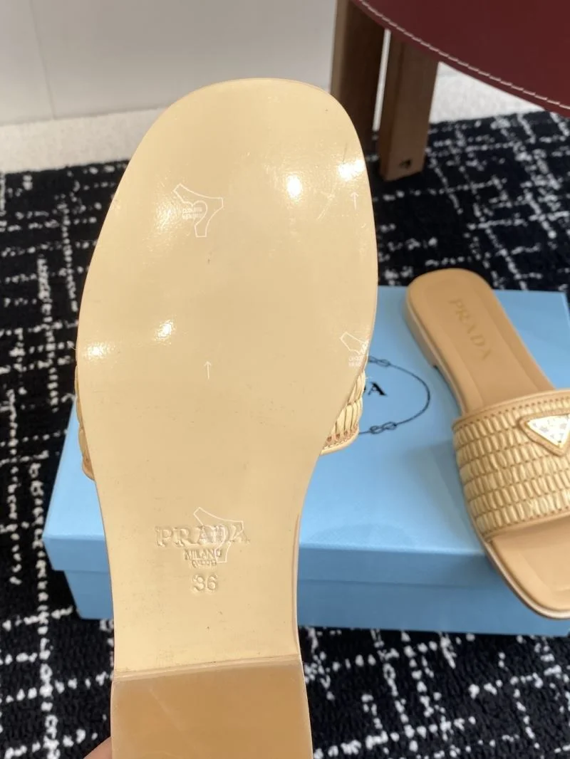 Prada Slippers Trendsetting 34025