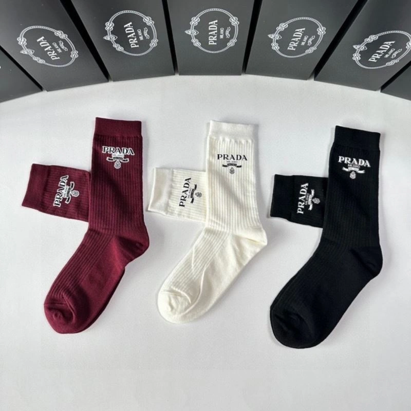 Prada Socks Comfortable 273461