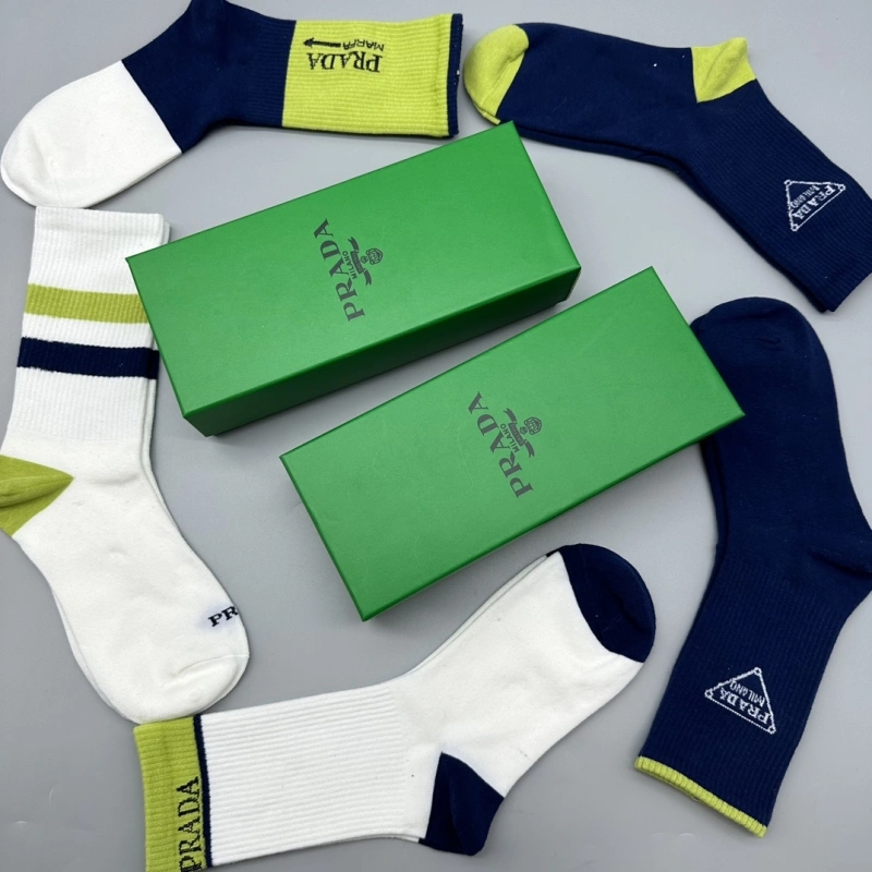 Sporty Prada Socks 274114