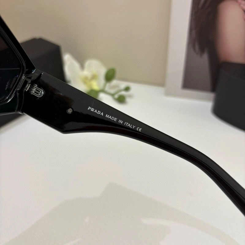 Prada Sunglasses Practical 281949