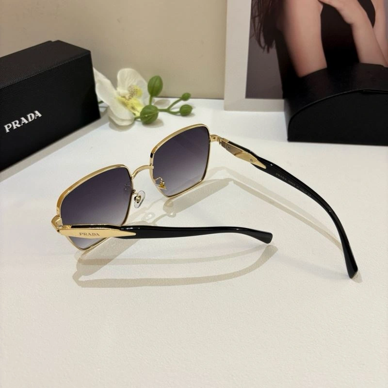 Lightweight Prada Sunglasses 281941