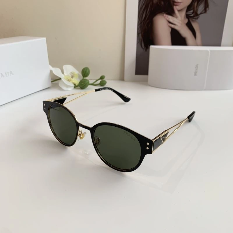 EyeCatching Prada Sunglasses 281950