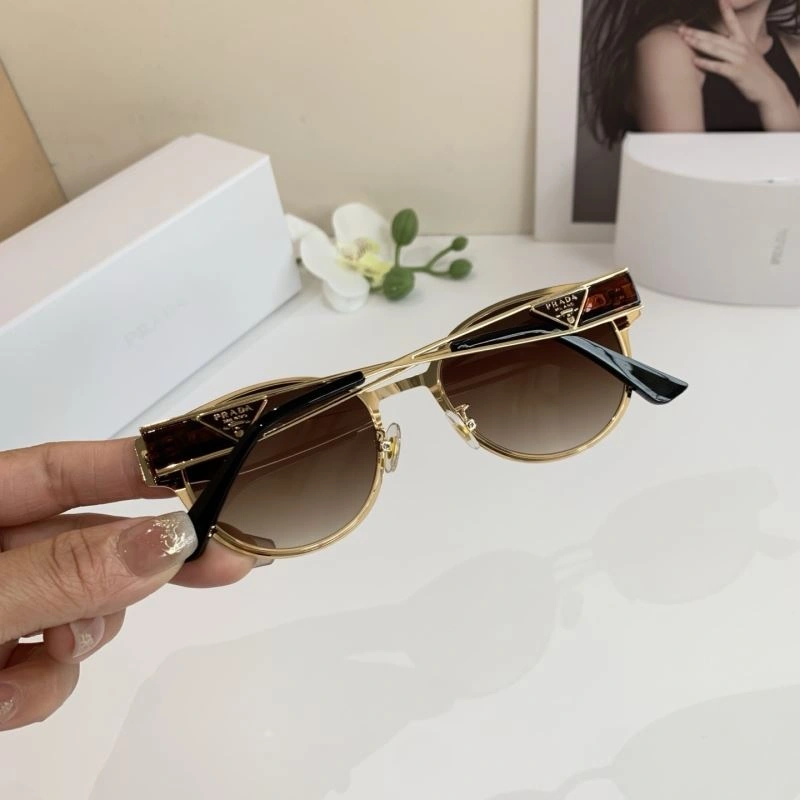 Prada Sunglasses StreetReady 281947