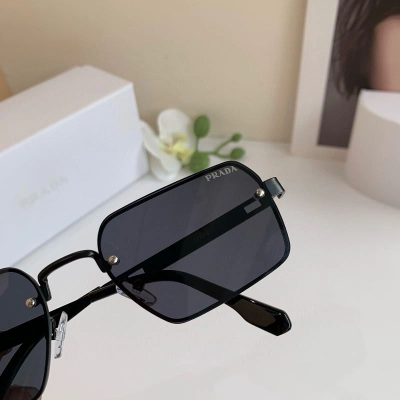 Prada Sunglasses Modern 281929