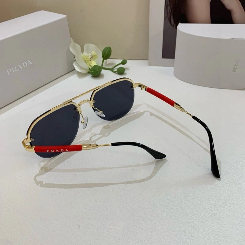 Sporty Prada Sunglasses 281911