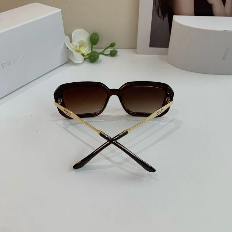 RelaxedFit Prada Sunglasses 281907