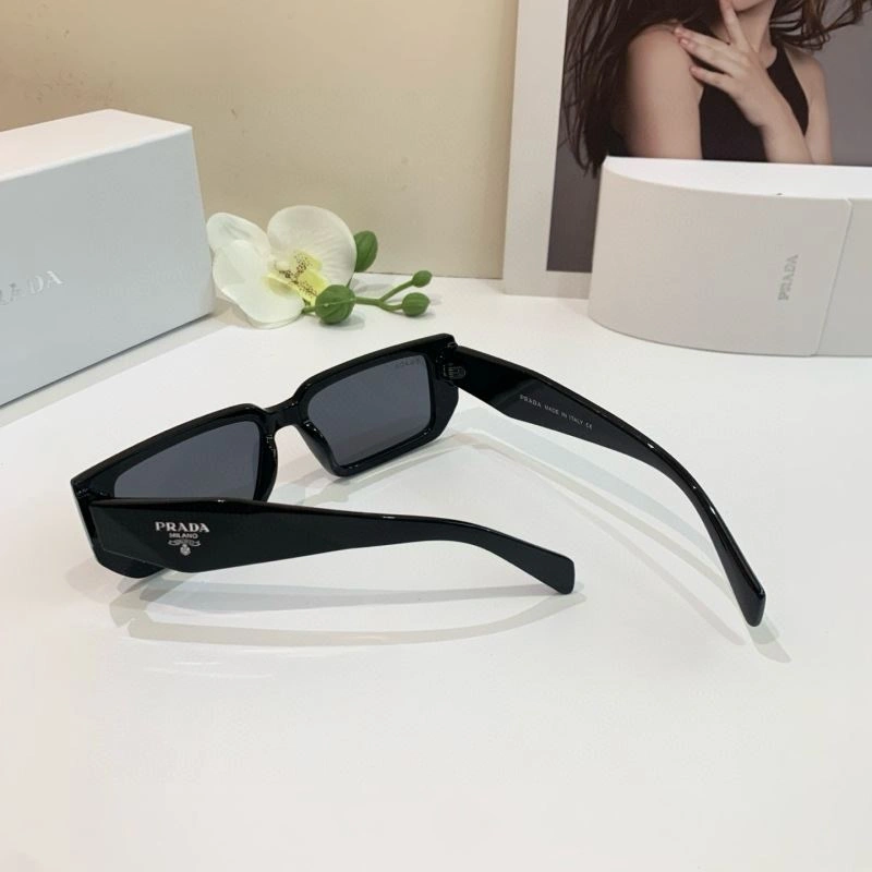 Supportive Prada Sunglasses 281910