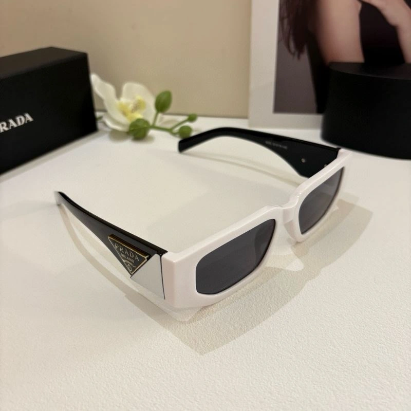 Prada Sunglasses WaterResistant 281920
