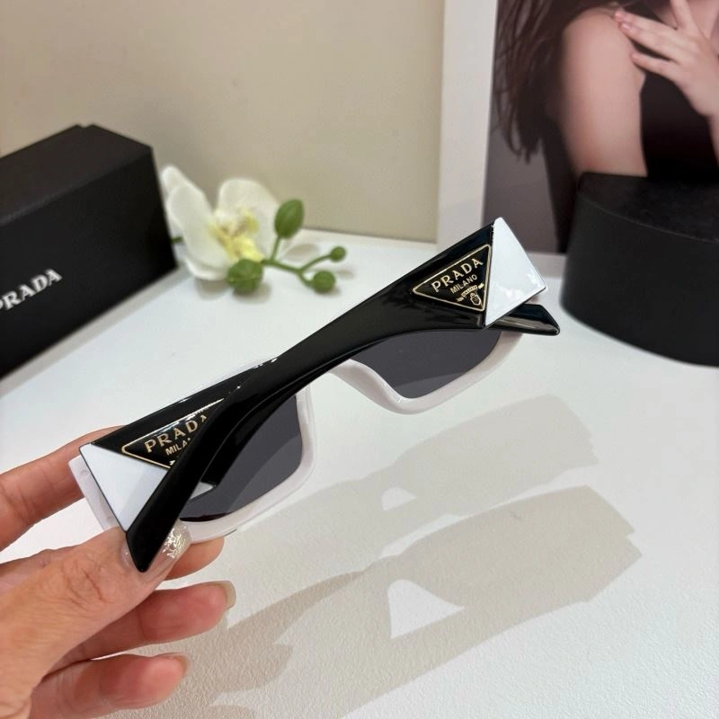 Prada Sunglasses WaterResistant 281920