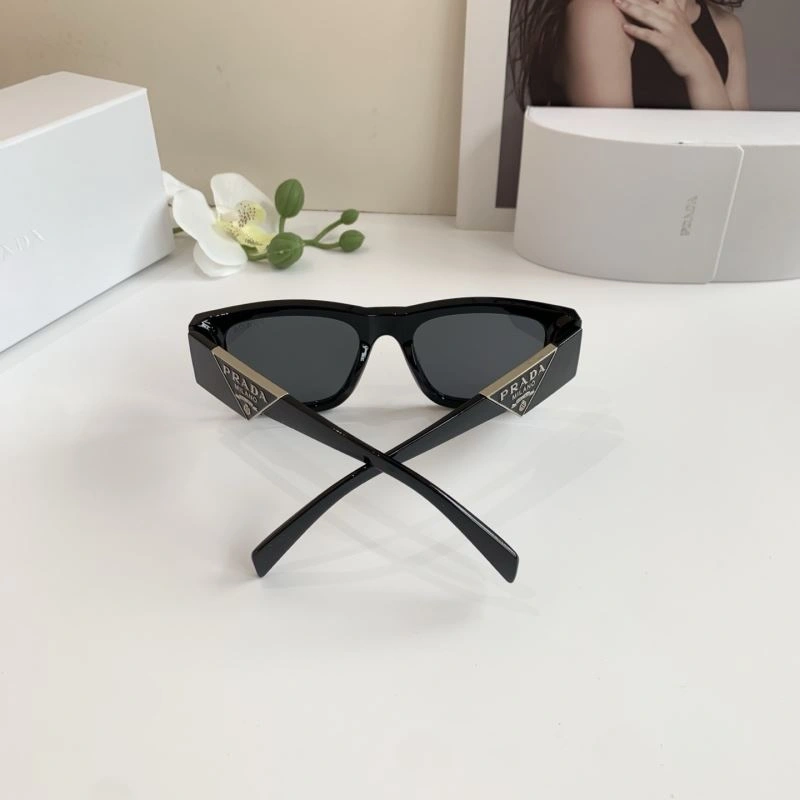 Casual Prada Sunglasses 281900