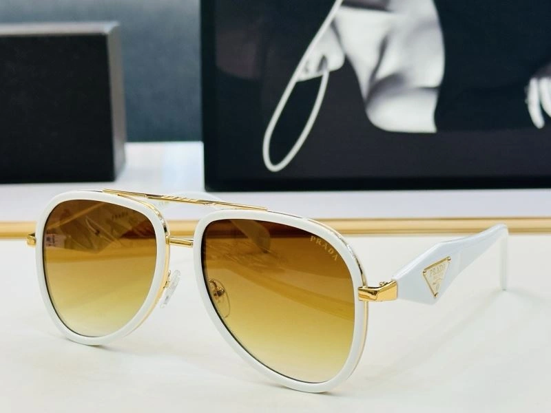 Functional Prada Sunglasses 281922