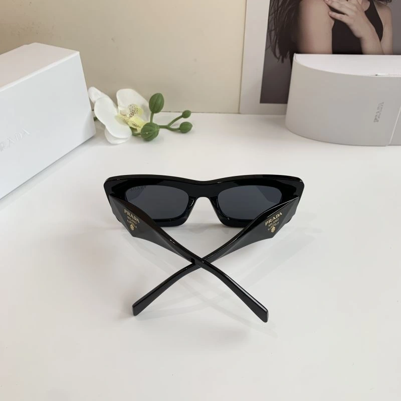 Prada Sunglasses SunProtective 281897