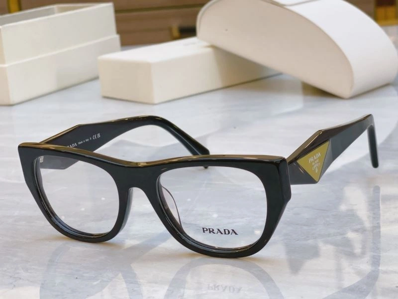 Versatile Prada Sunglasses 281889