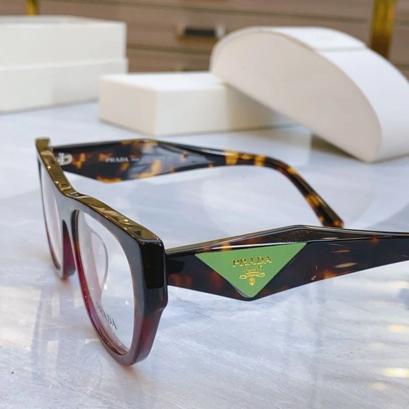Versatile Prada Sunglasses 281889