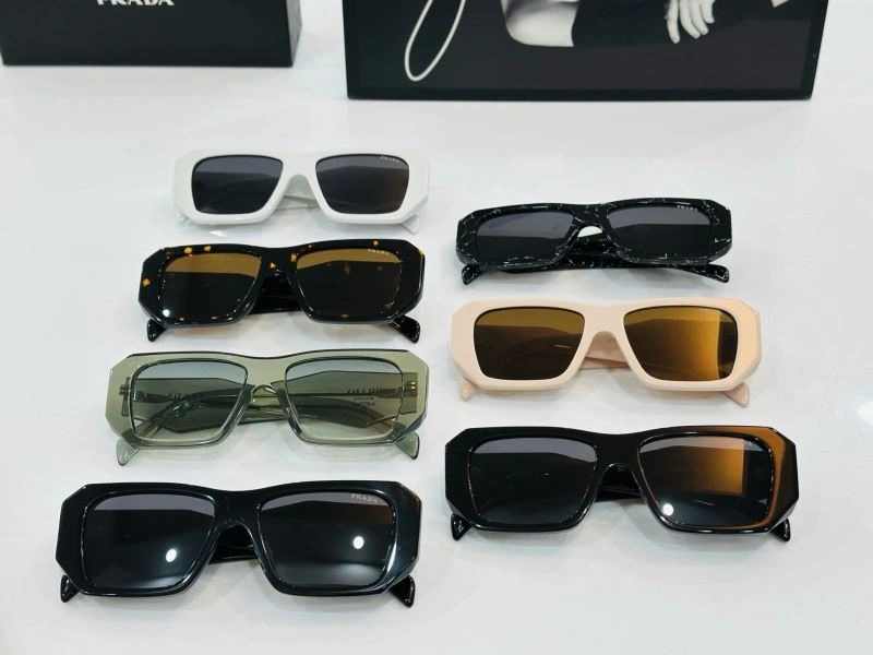 Youthful Prada Sunglasses 281882
