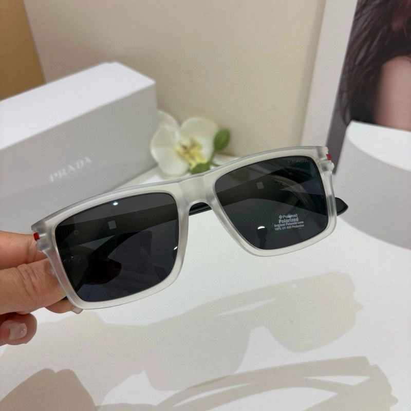 Versatile Prada Sunglasses 281865
