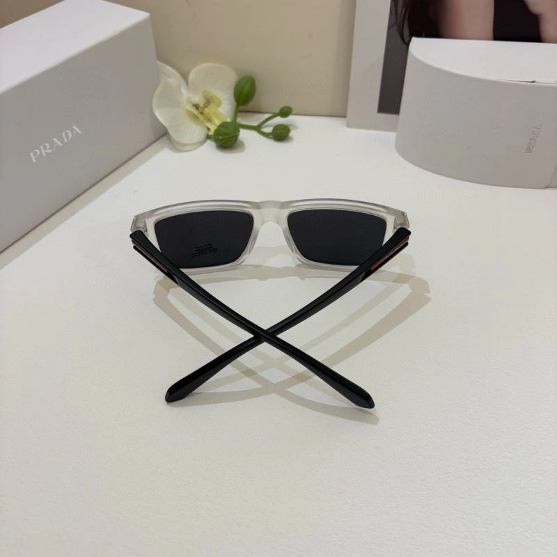 Versatile Prada Sunglasses 281865
