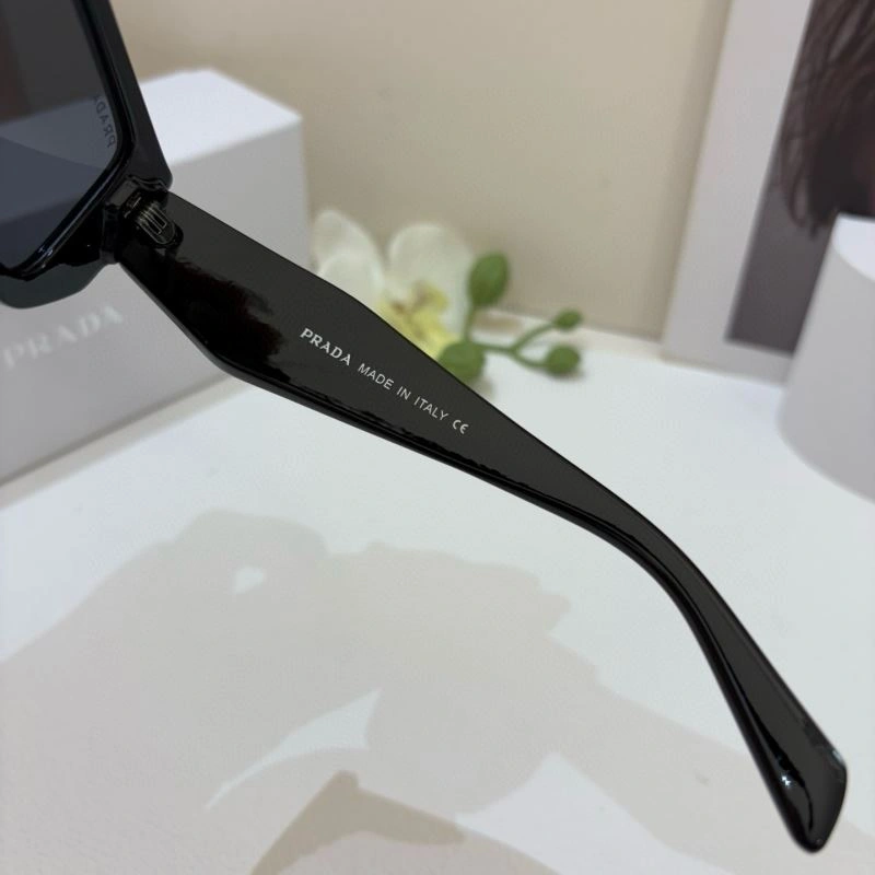Prada Sunglasses HighQuality 281856