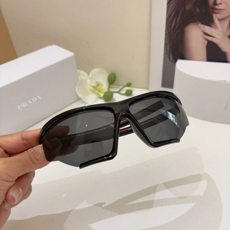 RelaxedFit Prada Sunglasses 281854