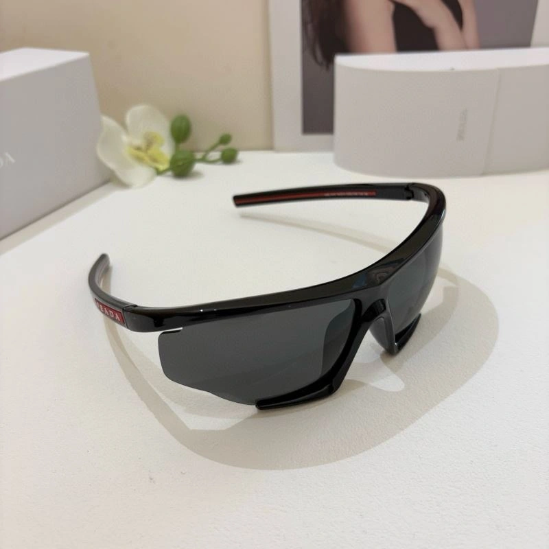 RelaxedFit Prada Sunglasses 281854