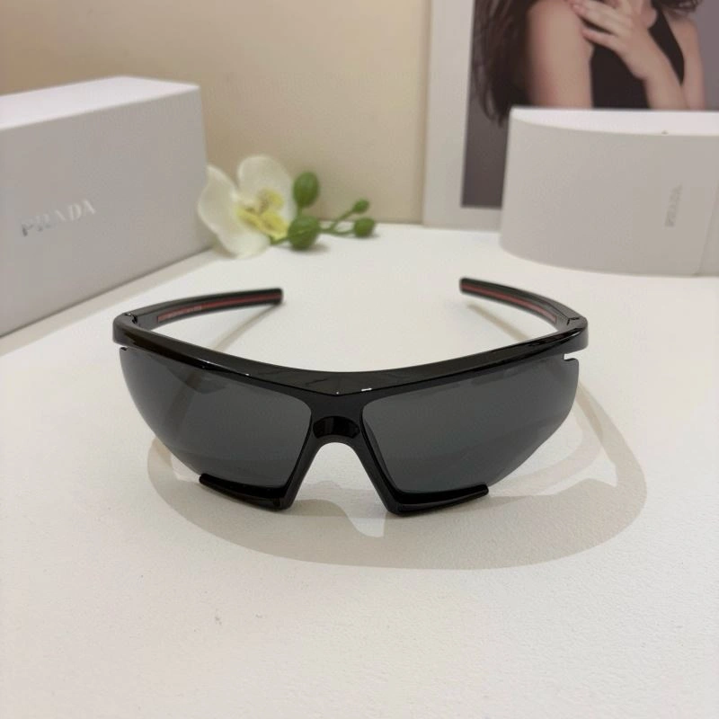 RelaxedFit Prada Sunglasses 281854