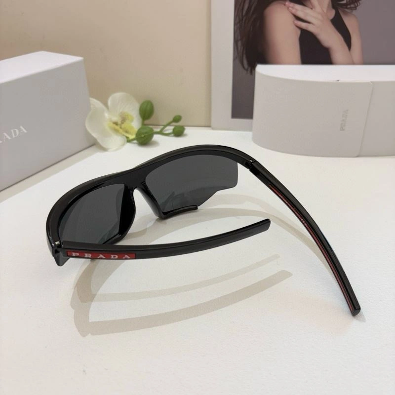 RelaxedFit Prada Sunglasses 281854